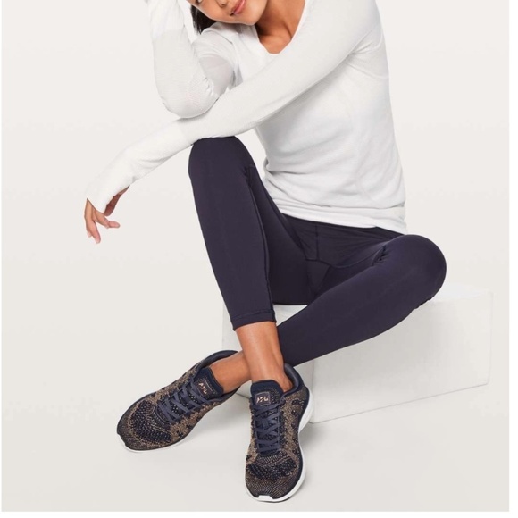 APL Women's TechLoom Pro Midnight/Rose Gold Like New - Picture 1 of 16
